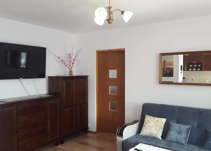 Korona Przy Termach Cieplickich 10proc Rabatu Do Term Cieplice Self Check In 24h Jelenia Gora